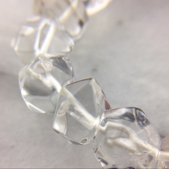 Quartz Crystal Bead Stretch Bracelet - Picture 3 of 8